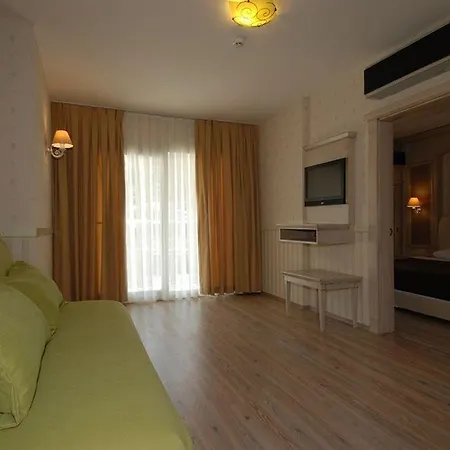 מלון Mersoy Bellavista (adults Only) 4*
